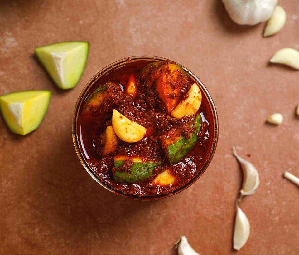 Velluli-Avakaya-mob-3